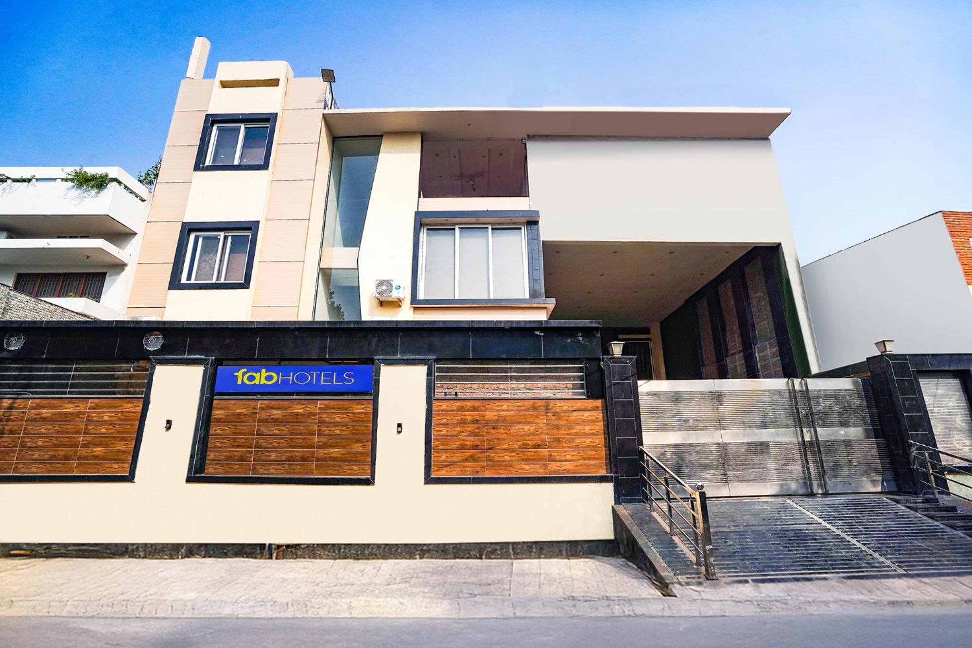Fabhotel Villa De Benares Exterior foto