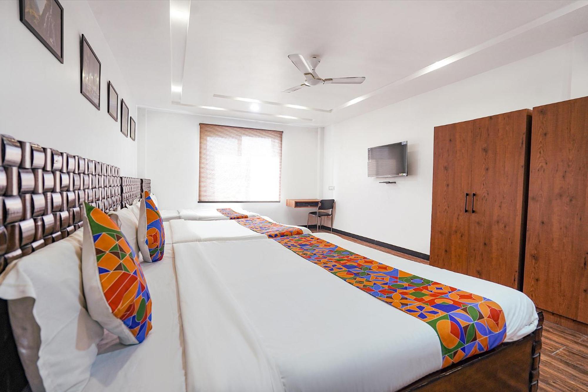Fabhotel Villa De Benares Exterior foto